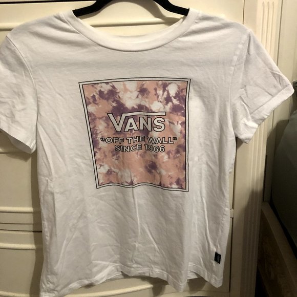 NWOT Vans Basic White Graphic T-Shirt with Pink Tie-Dye Design - Picture 1 of 2